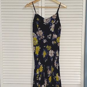 Old Navy floral dress Sz S